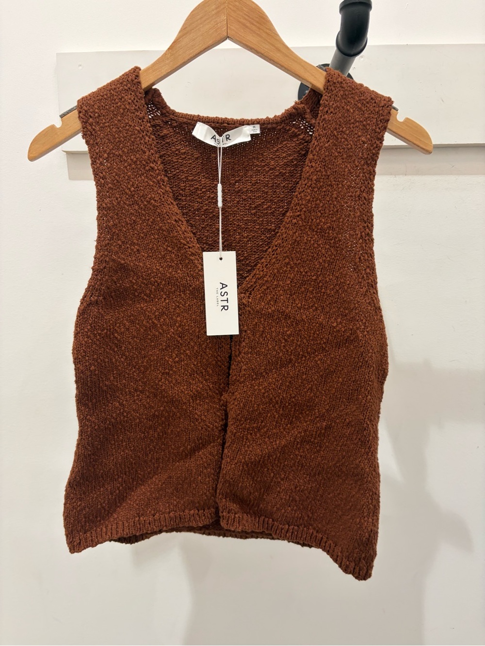 Astr Rust-Brown Knit Sleeveless Vest PM